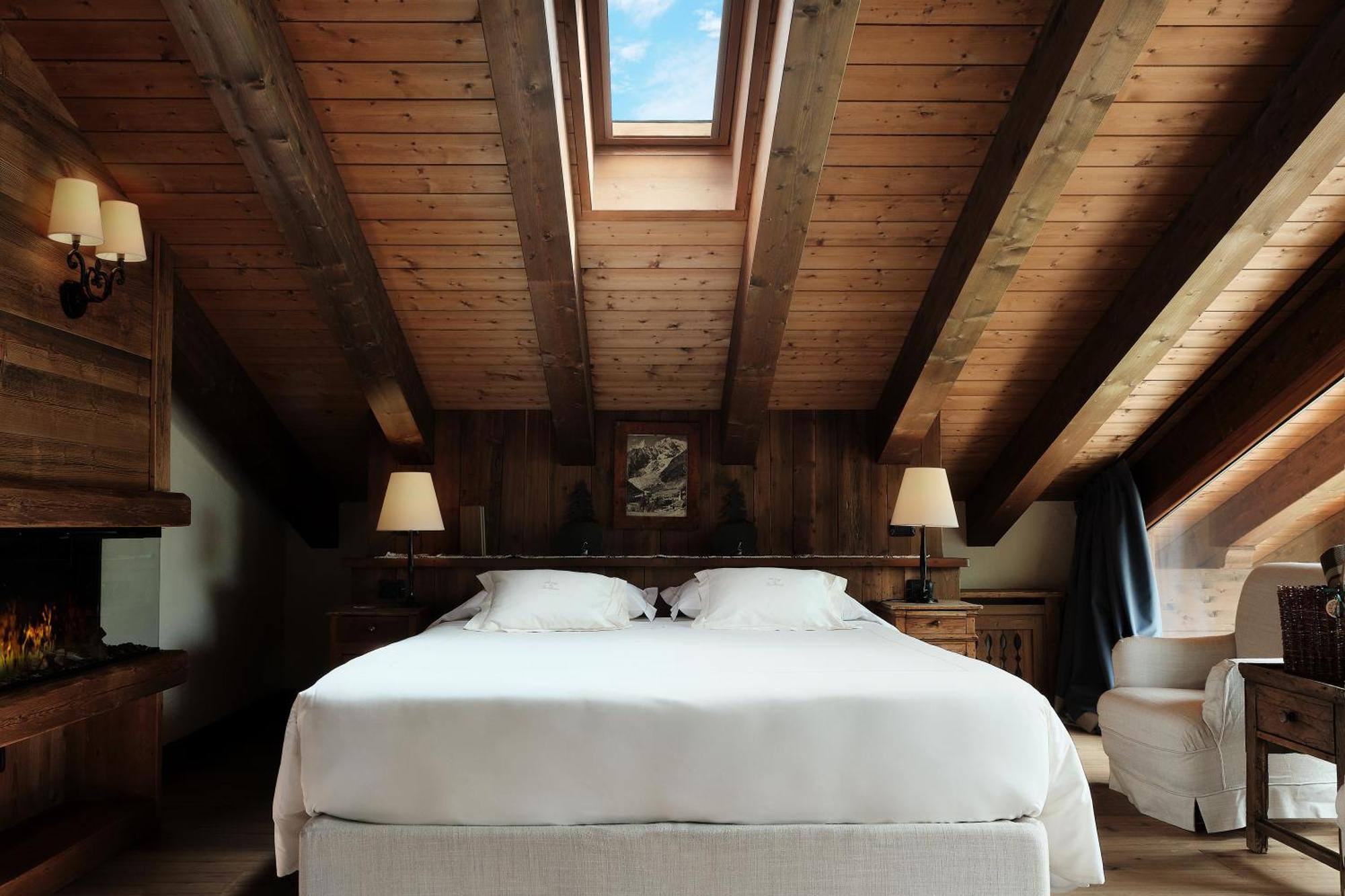 Auberge De La Maison Courmayeur Bagian luar foto