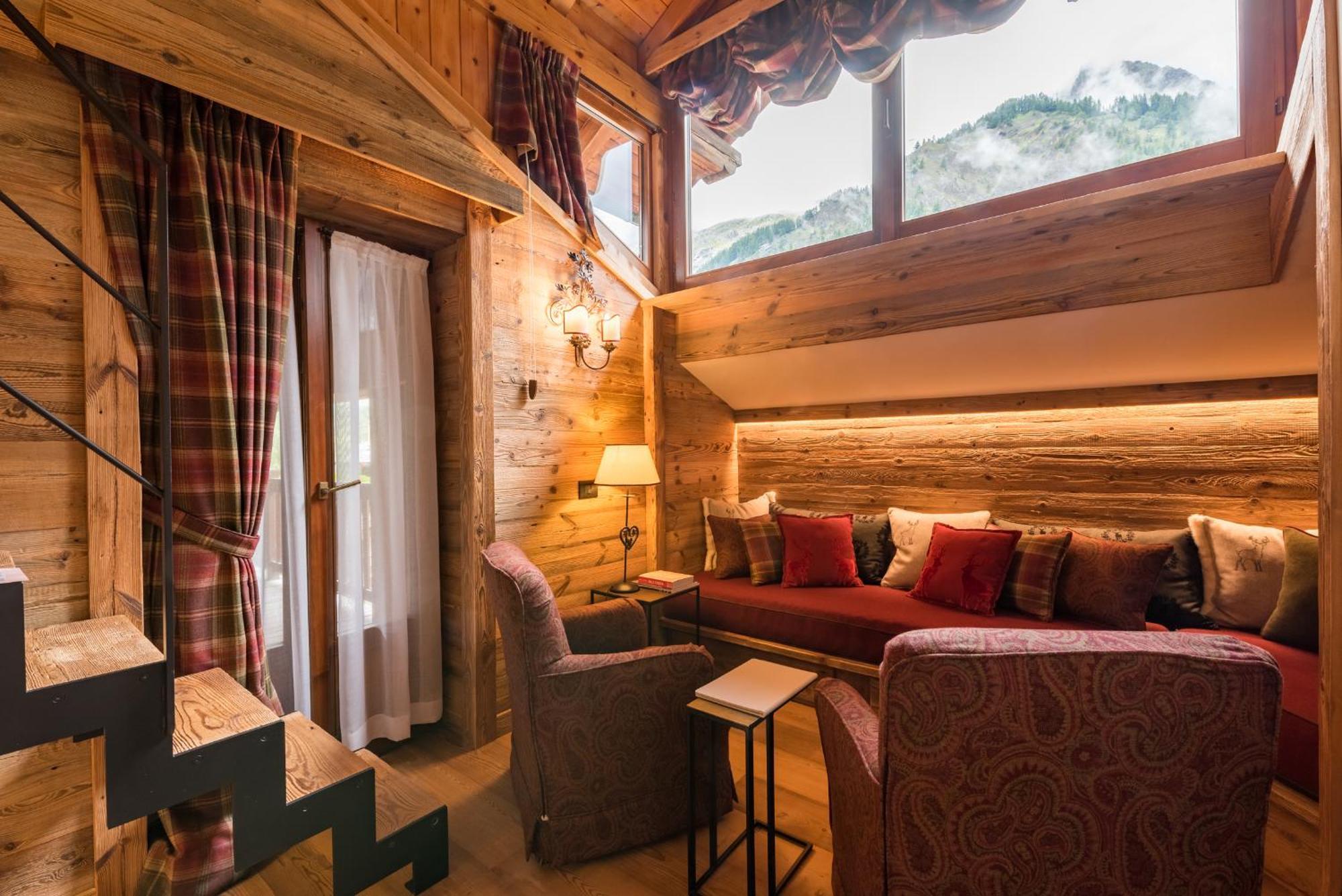 Auberge De La Maison Courmayeur Bagian luar foto